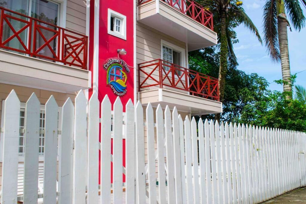 Caribbean Villages Aparments Bocas del Toro Eksteriør billede