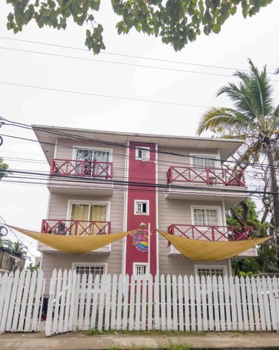 Caribbean Villages Aparments Bocas del Toro Eksteriør billede